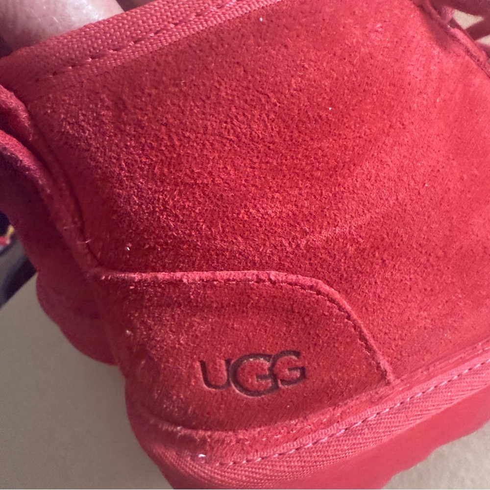 UGG Big Kids NEUMEL II Boots Samba Red! Size 4 - Picture 5 of 8